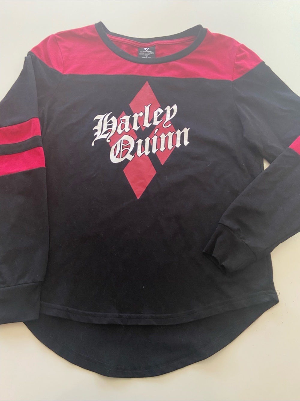 Harley Quinn Black/Red Graphic Long Sleeve Top, Juniors XL